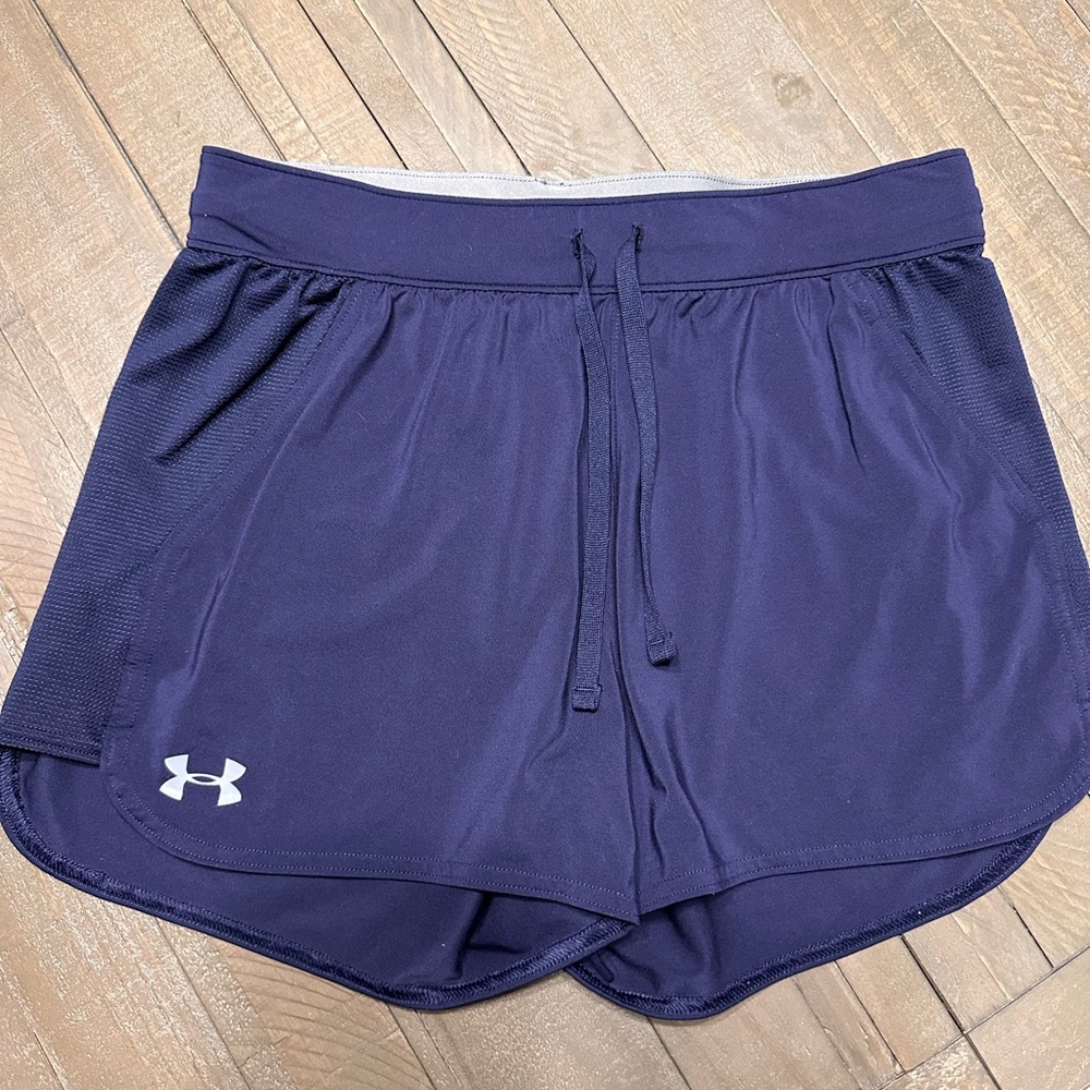 Under Armour Athletic Shorts Size M